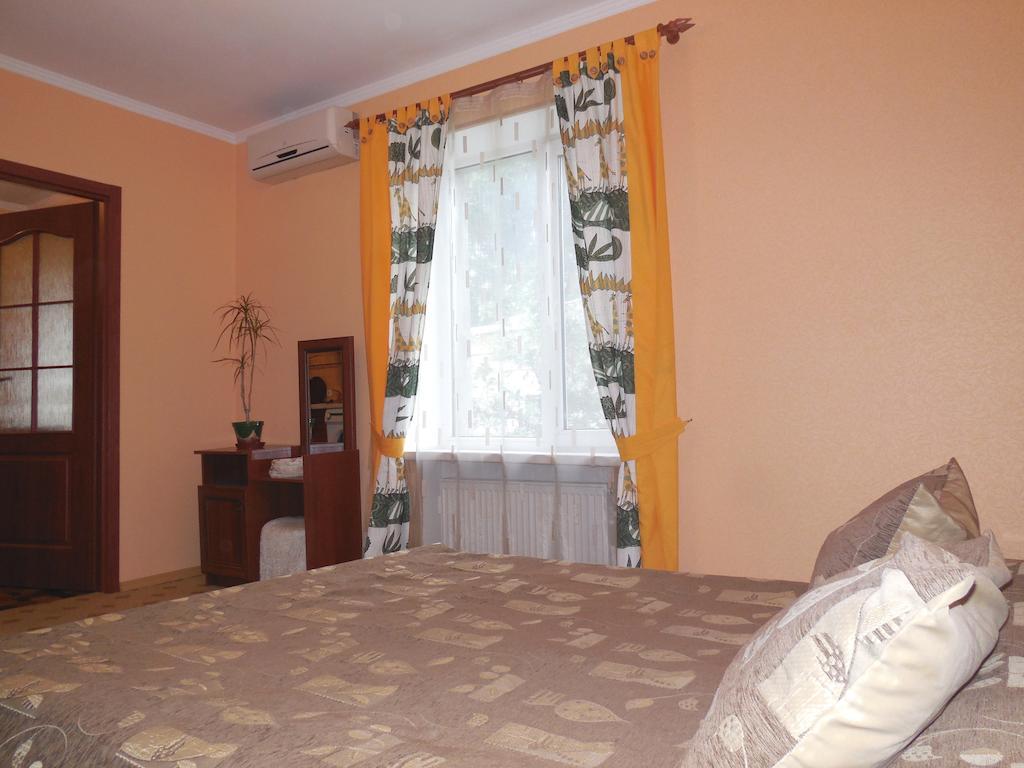 Ekaterininskaya Apartments أوديسا الغرفة الصورة